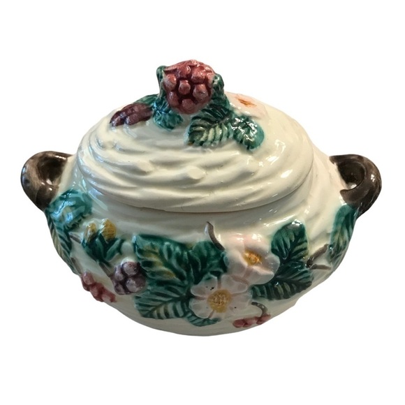 The Haldon Group Ceramic Blackberry Basket Sugar Bowl - Picture 2 of 9
